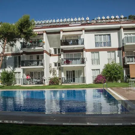 Lovely 1+1 Apart With Large Pool Φετιγιέ