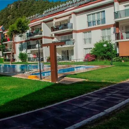 Lovely 1+1 Apart With Large Pool Διαμέρισμα Φετιγιέ